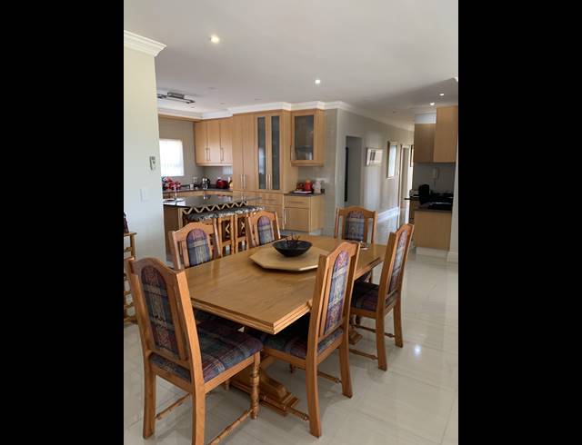 3 BEDROOM FREESTANDING FOR SALE IN SHELLY BEACH